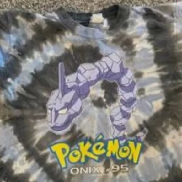 Vintage 1990s boys Monterrey canyon Pokémon t shirt